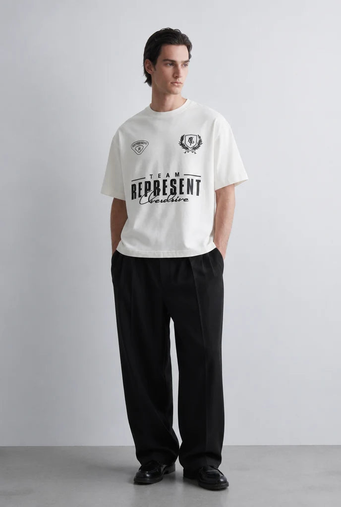Camiseta Oversize Represent