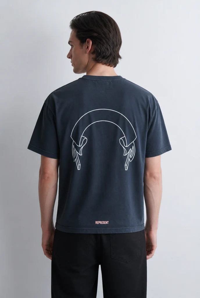 Camiseta Oversize Represent